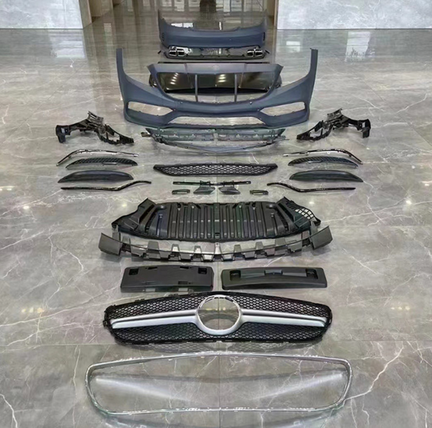 🔥 Mercedes-Benz W218 Upgrade-Kit – CLS63 AMG Widebody Facelift-Stoßstange (PP) 🔥