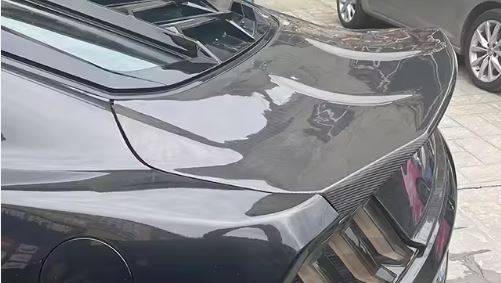 Carbon Trunk für Ford Mustang der 6. Generation