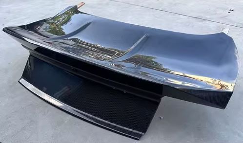 Carbon Trunk für Ford Mustang der 6. Generation