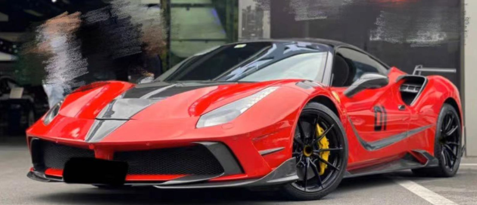 Ferrari in der Frontansicht 