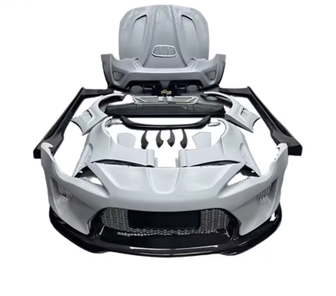 Toyota und Subaru Kit auf dem Boden 